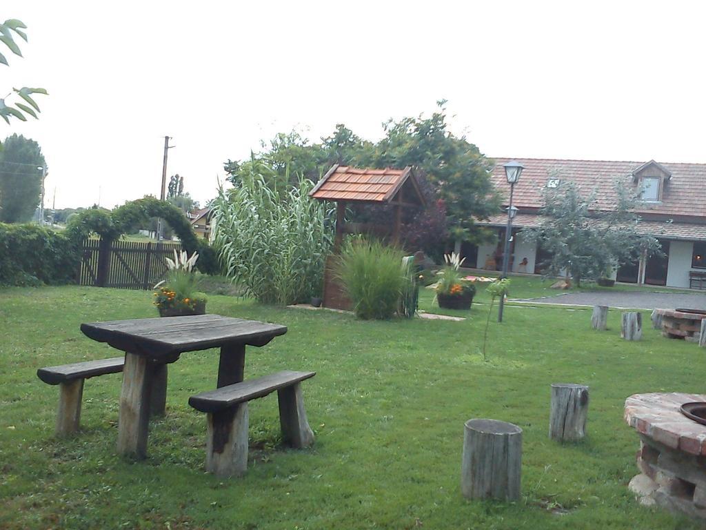Kiad-Lak Apartmanok - Szep Kartya Elfogado Abádszalók Extérieur photo